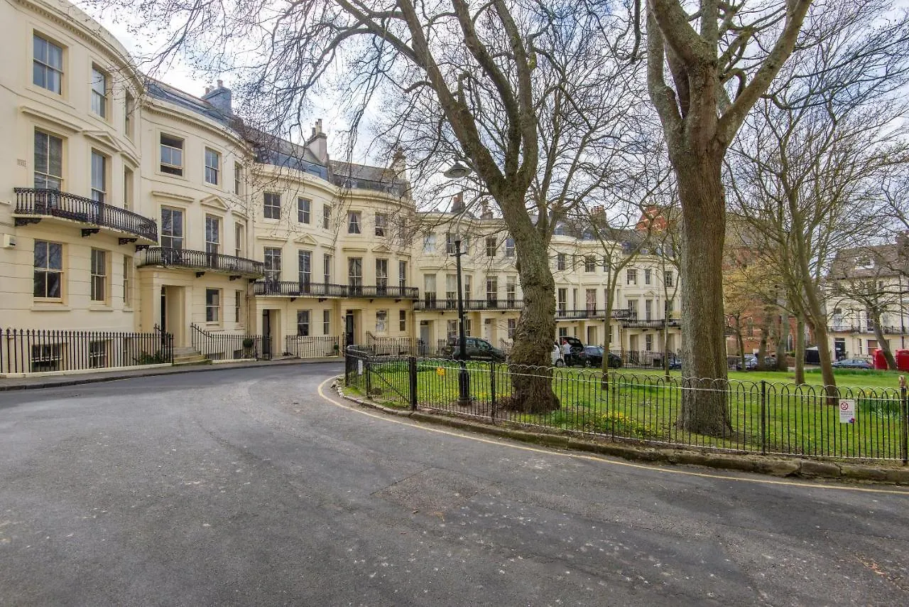2 Bedroom Cosy Apartment, Powis Square - Brighton United Kingdom