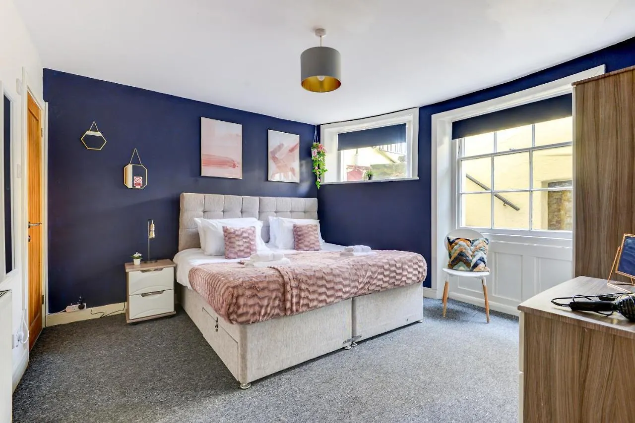 Apartment 2 Bedroom Cosy Apartment, Powis Square - Brighton United Kingdom