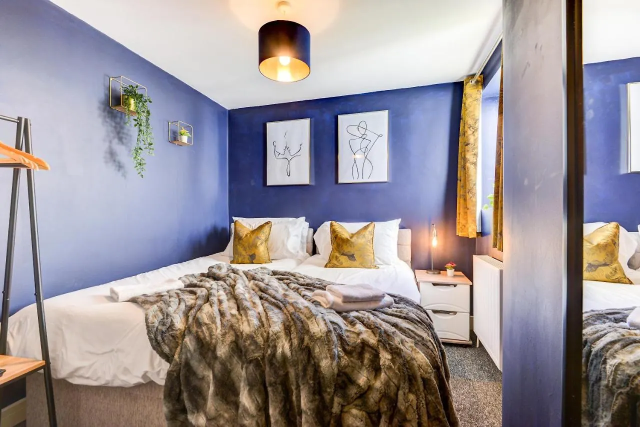 Apartment 2 Bedroom Cosy Apartment, Powis Square - Brighton