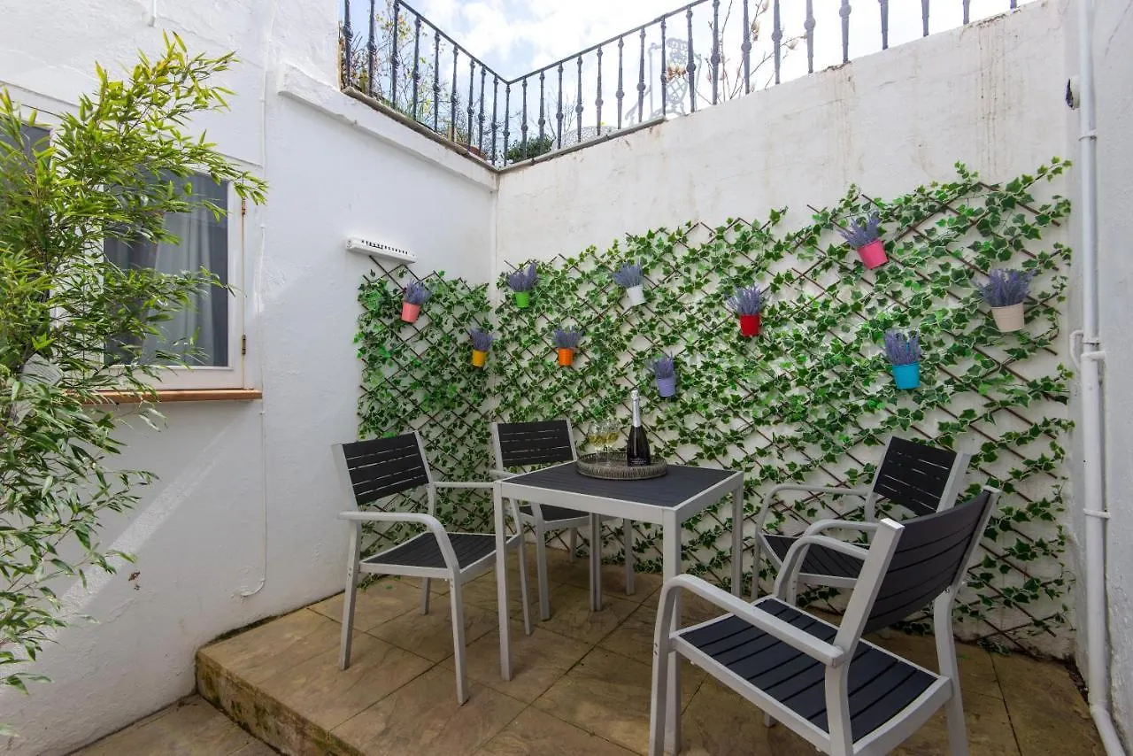 2 Bedroom Cosy Apartment, Powis Square - Brighton Apartment