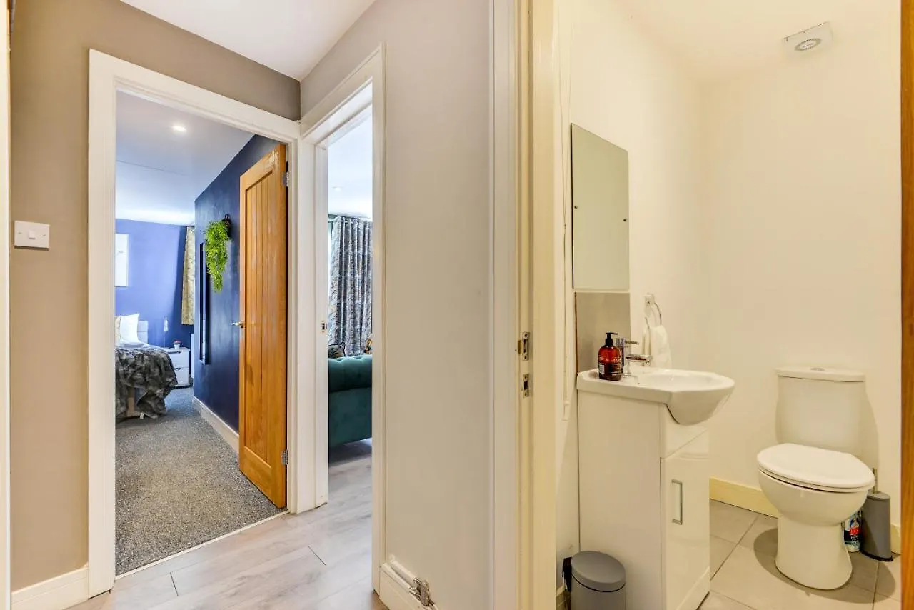 2 Bedroom Cosy Apartment, Powis Square - Brighton